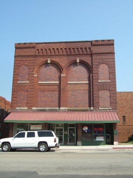 927 Wheeling Ave, Cambridge, OH for lease - Building Photo - Image 2 of 20