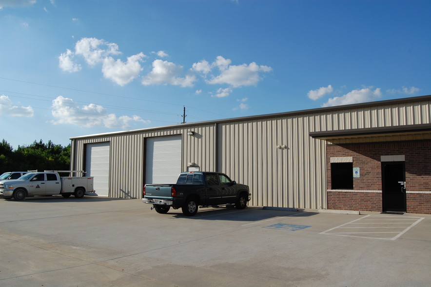 5057 FM 2920, Spring, TX for lease - Primary Photo - Image 1 of 6