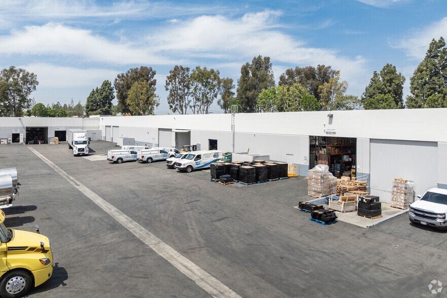 13422-13452 Alondra Blvd, Cerritos, CA for lease - Building Photo - Image 2 of 6