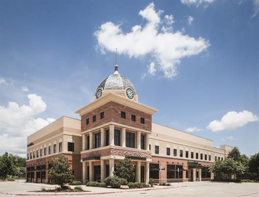 300-320 Eagle Dr, Denton, TX à louer - Photo du bâtiment - Image 2 de 6