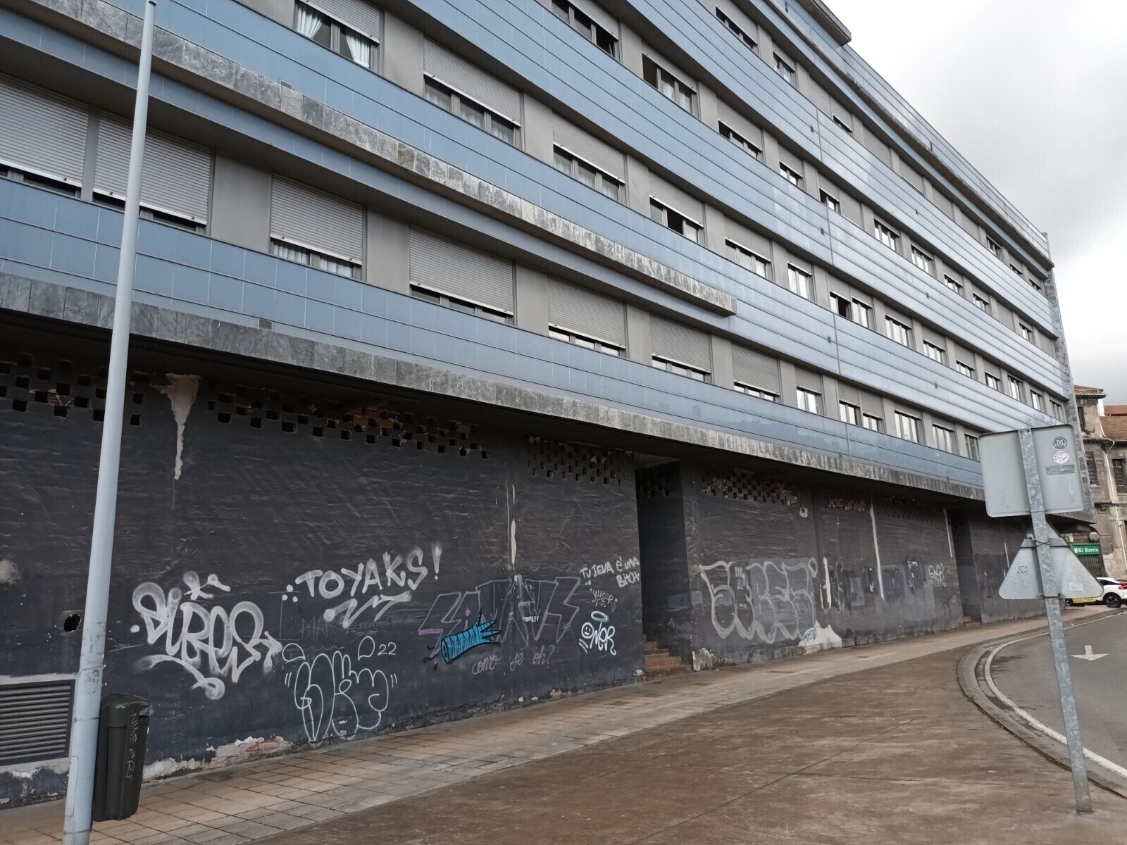 Calle Alfonso Argüelles, Langreo, Asturias for sale Building Photo- Image 1 of 16