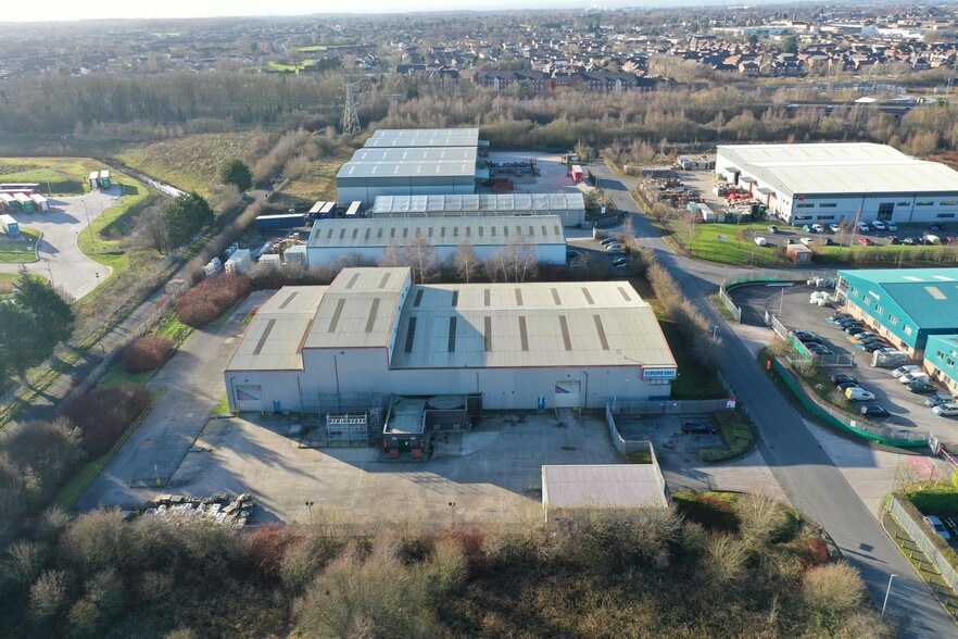 Cloister Way, Ellesmere Port for lease - Building Photo - Image 2 of 4