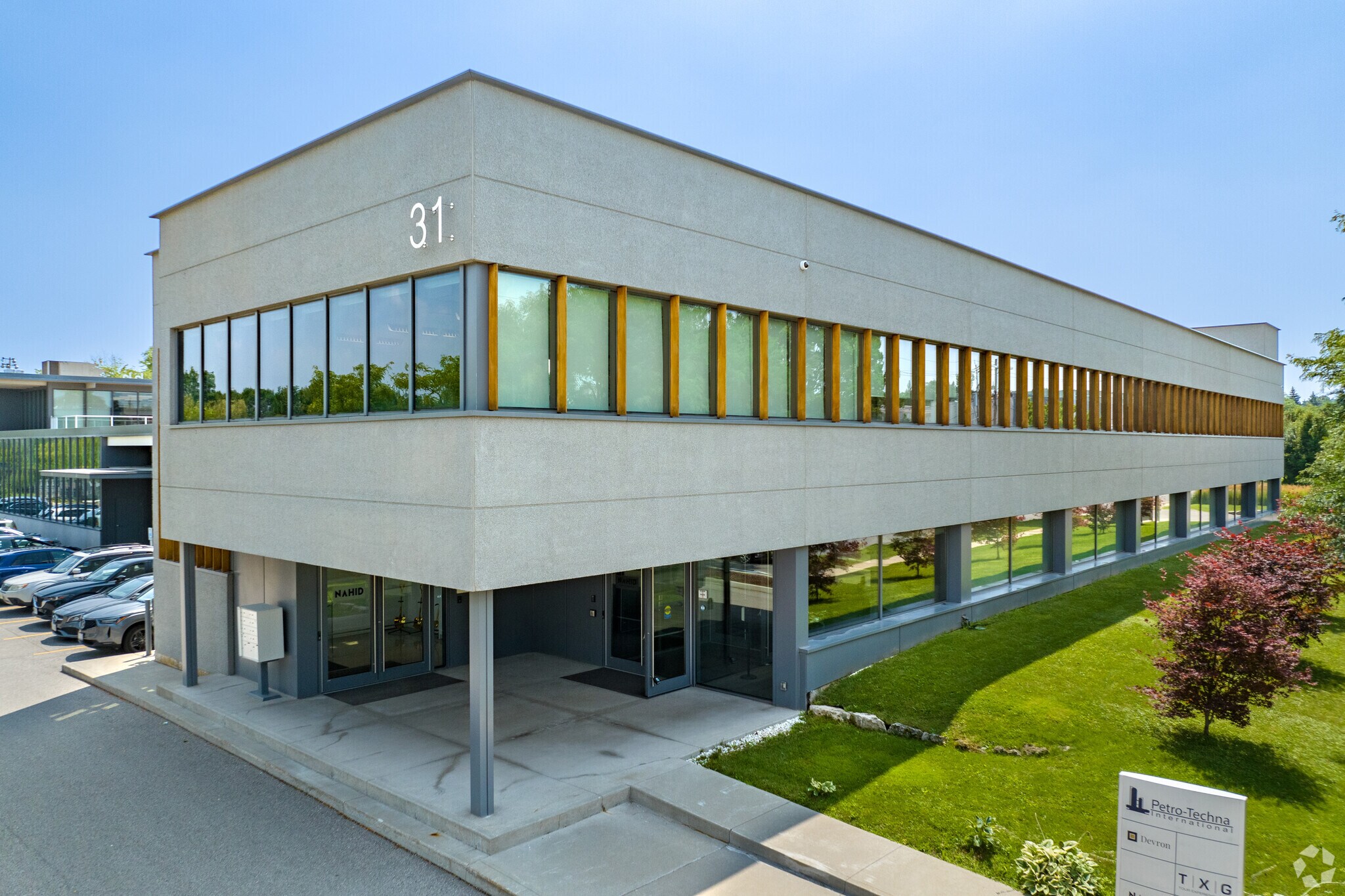 31 Scarsdale Rd, Toronto, ON for lease Primary Photo- Image 1 of 10
