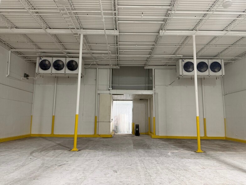 4100 S Frontage Rd, Lakeland, FL for lease - Building Photo - Image 2 of 5