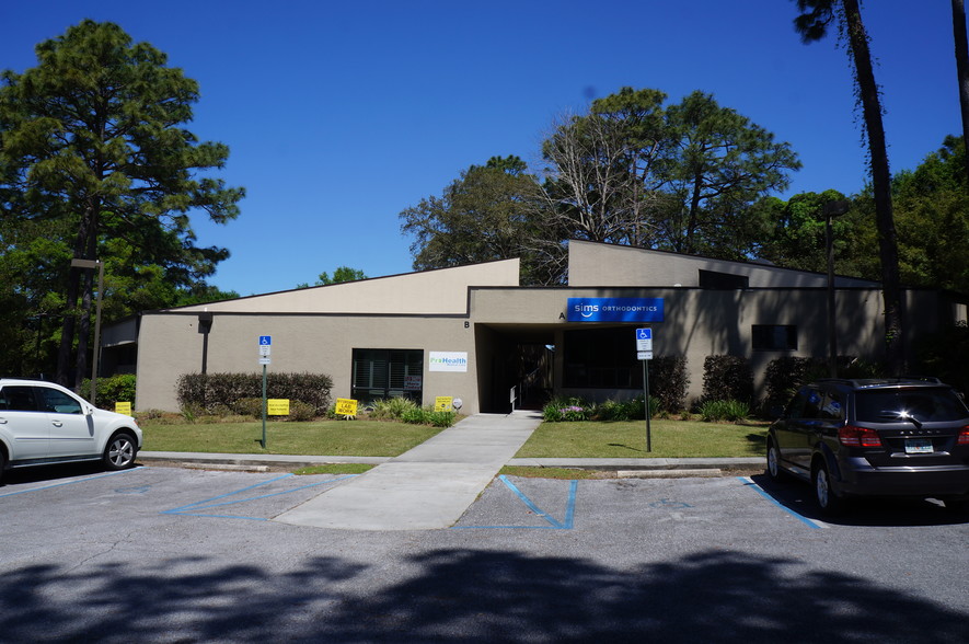 1100 Airport Blvd, Pensacola, FL for sale - Building Photo - Image 1 of 1