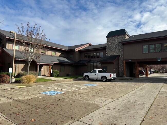 More details for 700 SW Ramsey Ave, Grants Pass, OR - Office for Lease