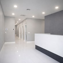 101 S Congress Ave, Delray Beach, FL à louer Hall d’entrée- Image 2 de 7