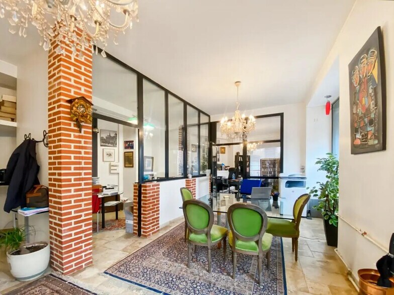 Commerce de détail dans Paris à louer - Photo du bâtiment - Image 1 de 6