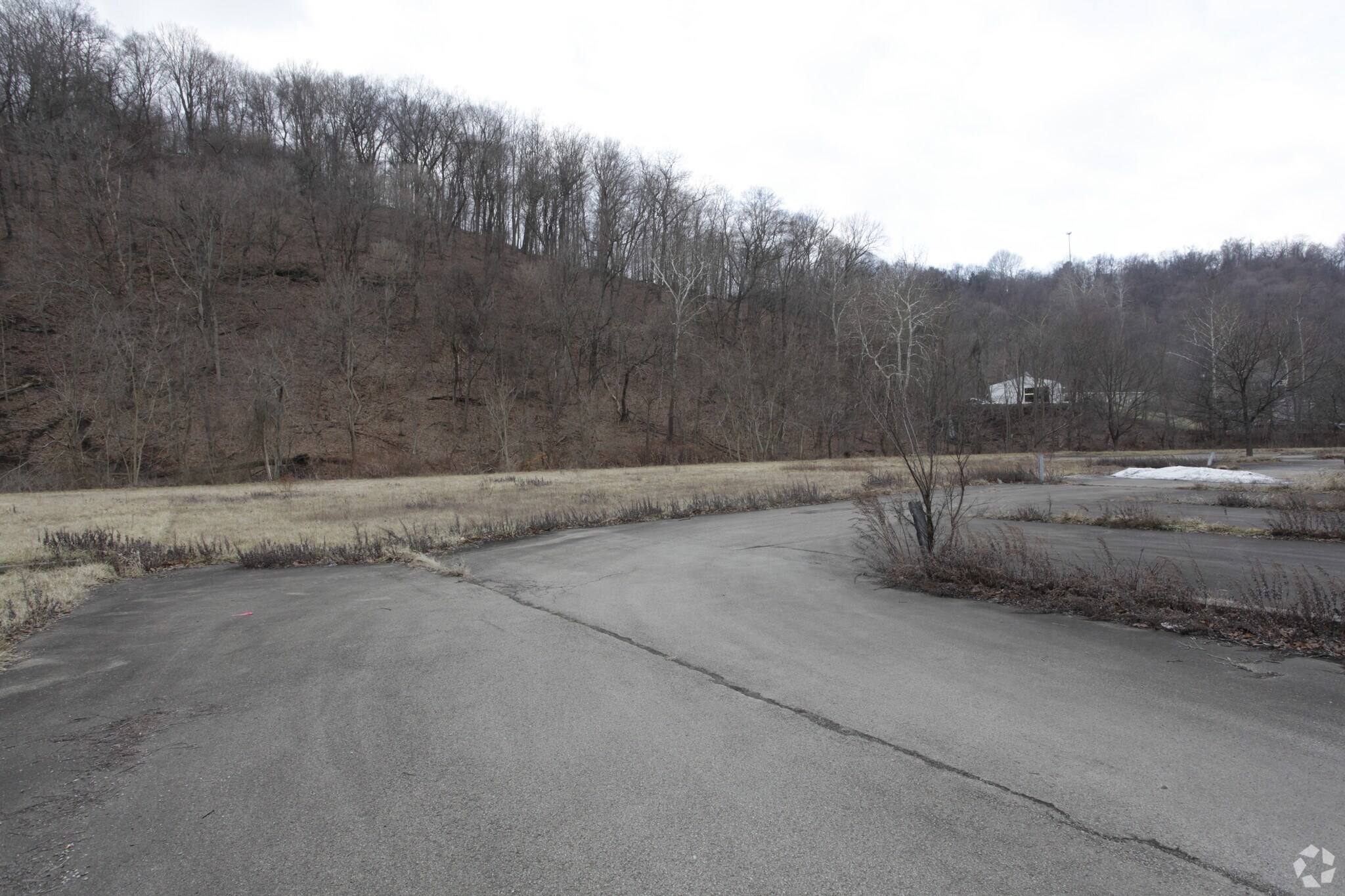 2266 Lincoln Way, Mckeesport, PA à vendre Photo principale- Image 1 de 1