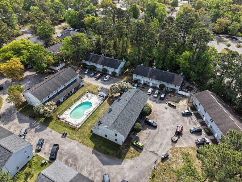 4601 Lomax Ct, Murrells Inlet, SC à vendre - Photo principale - Image 1 de 1