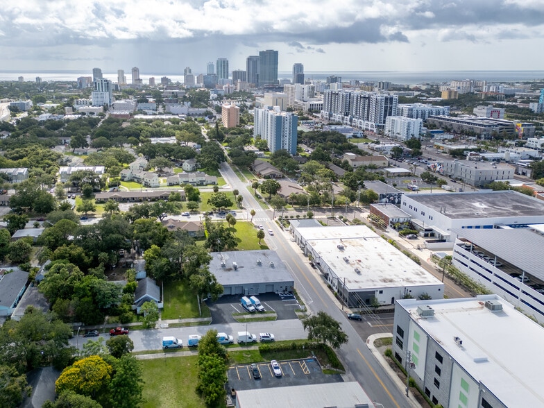 211 14th St N, Saint Petersburg, FL for lease - Building Photo - Image 3 of 29