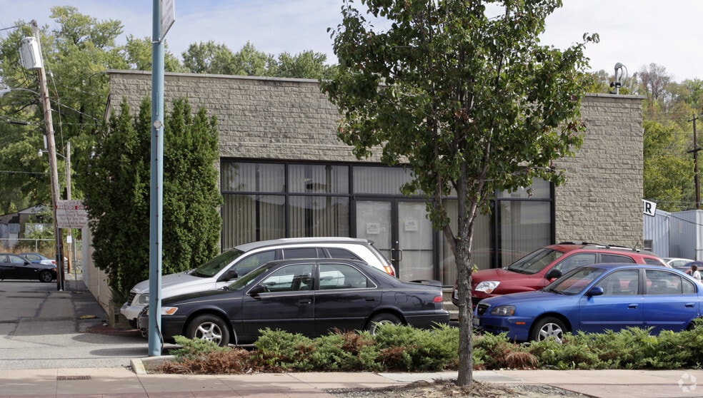 8830 Reading Rd, Cincinnati, OH for lease - Building Photo - Image 2 of 2