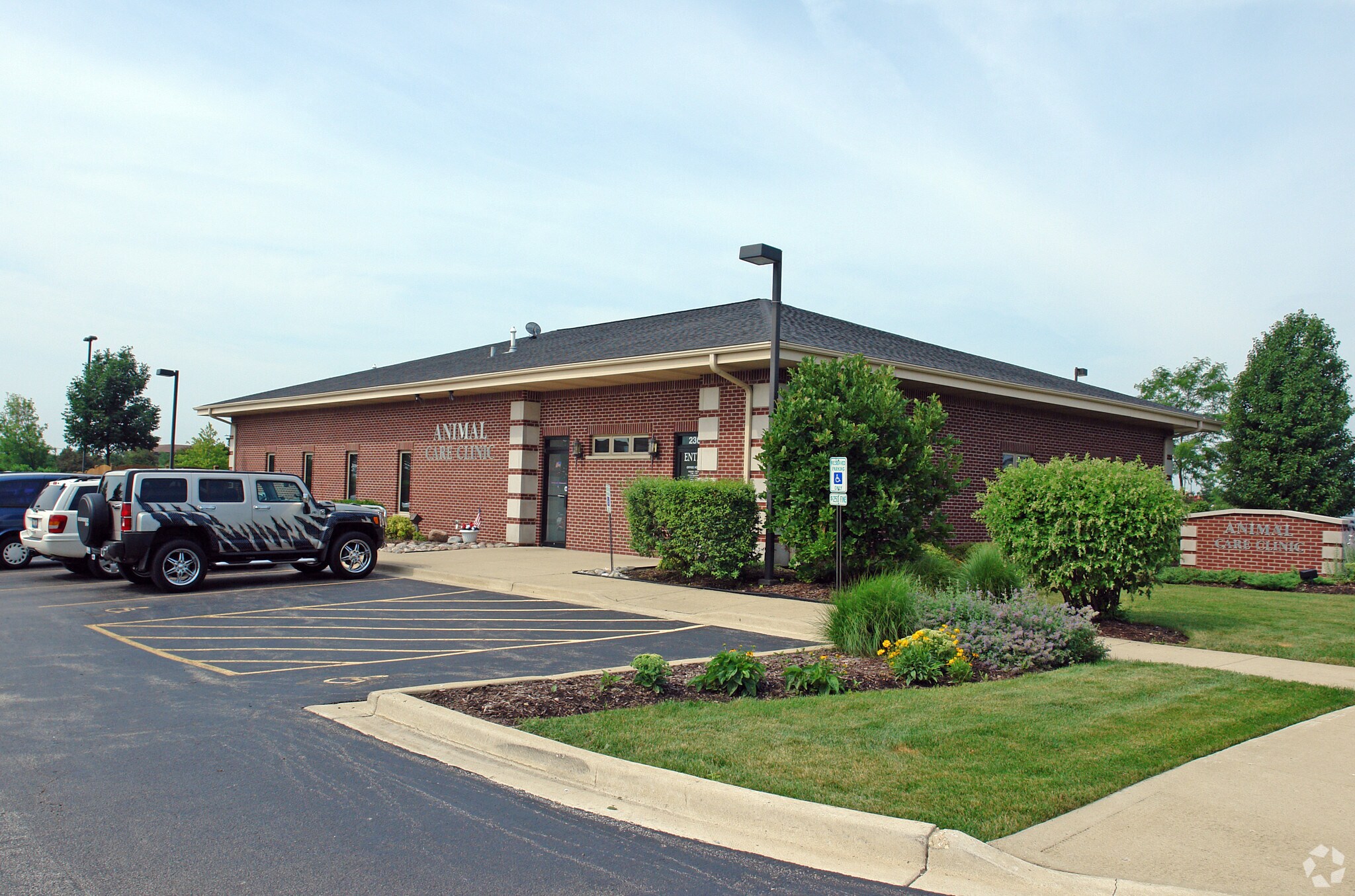 230 Stonegate Rd, Algonquin, IL for sale Primary Photo- Image 1 of 3