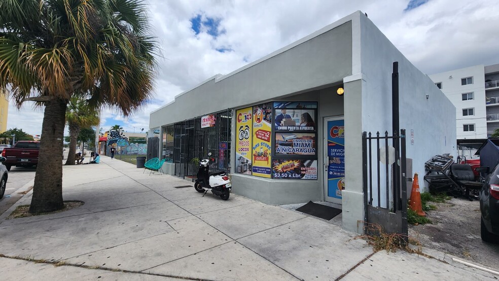 727-731 W Flagler St, Miami, FL for sale - Building Photo - Image 3 of 43