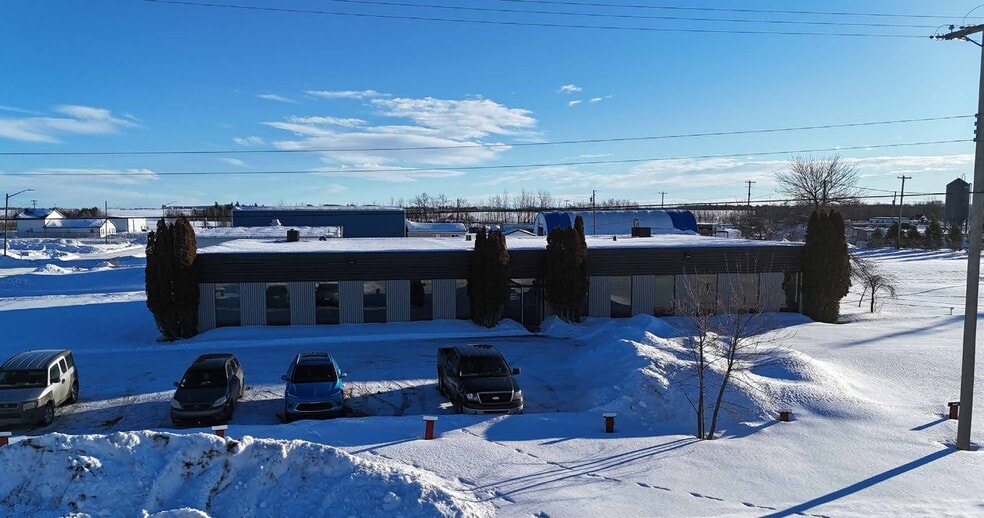 4513 62 Av, Barrhead, AB for sale - Building Photo - Image 1 of 5