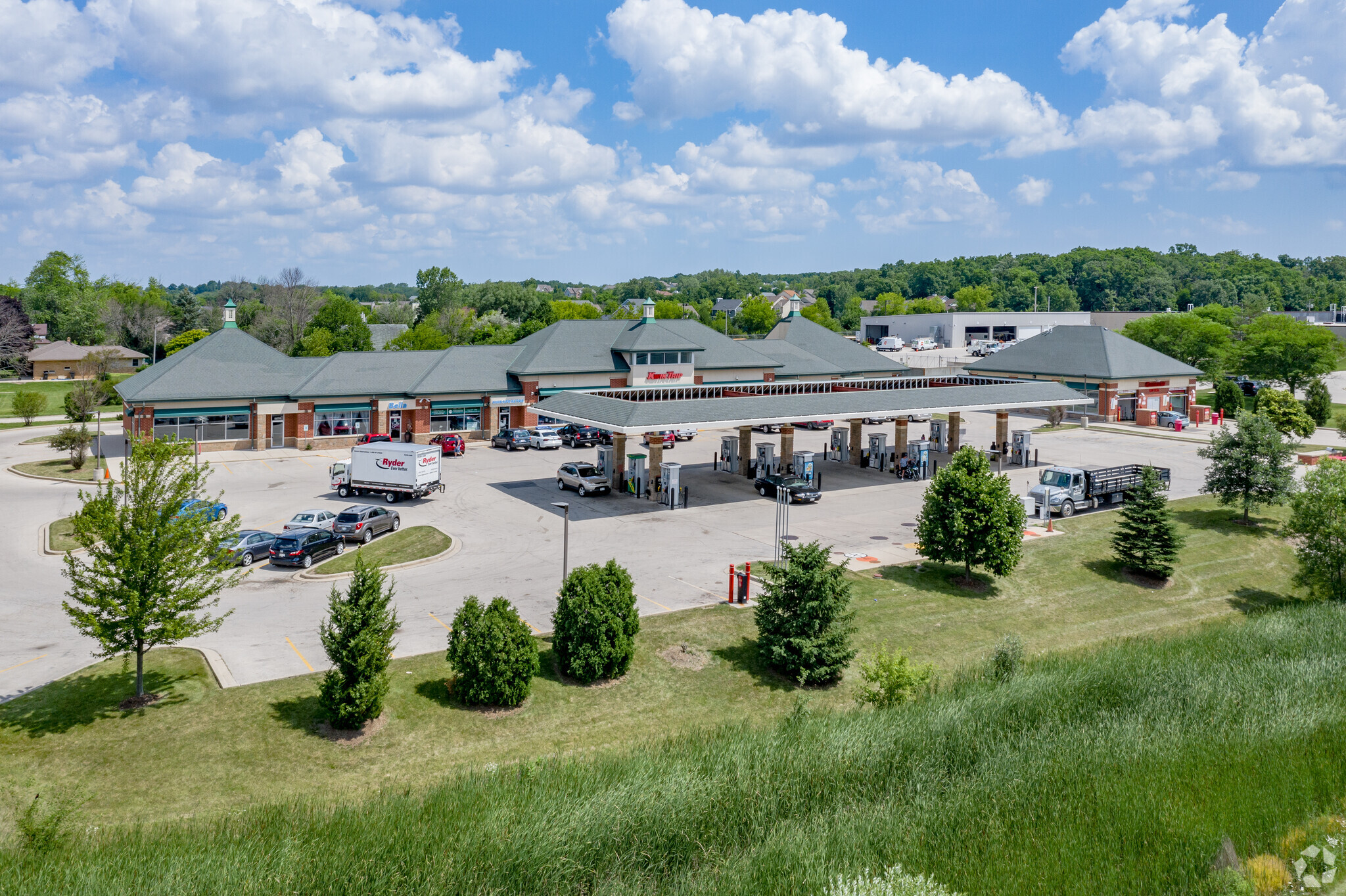 5020 W Rawson Ave, Franklin, WI à vendre Photo du bâtiment- Image 1 de 1