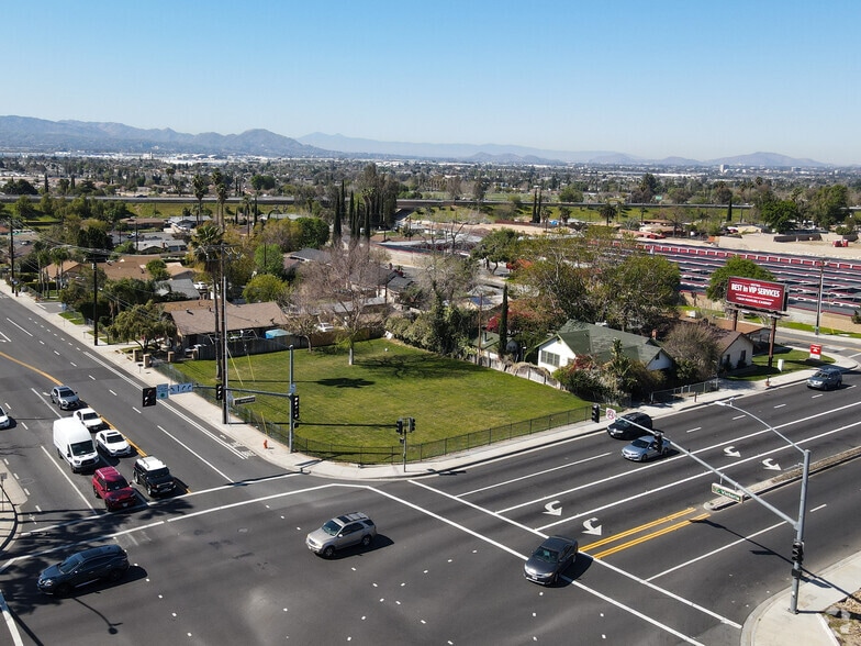 2659 East Highland Avenue, Highland, CA for sale - Building Photo - Image 3 of 23