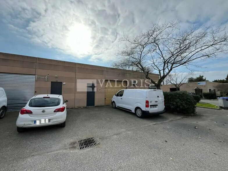 Flex in Vitrolles for lease - Building Photo - Image 2 of 13