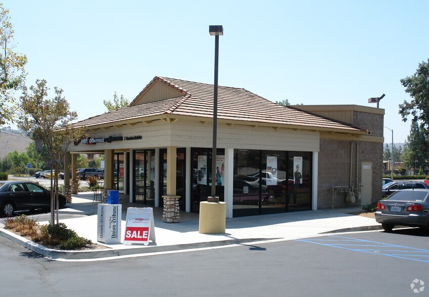 12622 Poway Rd, Poway, CA à vendre - Photo du bâtiment - Image 3 de 7