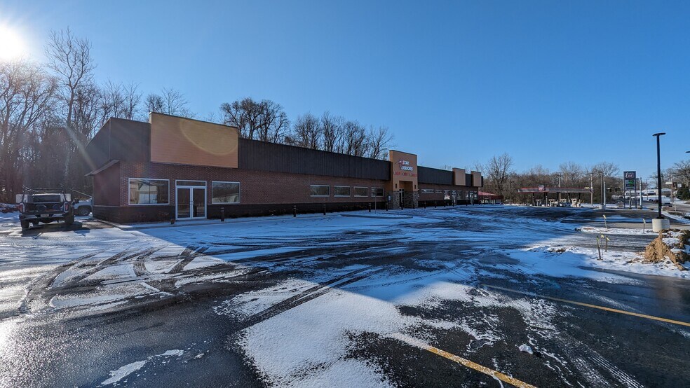 2240 Prairie Ave, South Bend, IN for lease - Building Photo - Image 3 of 15
