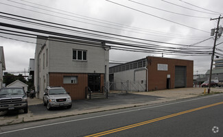 Plus de détails pour 132 Duffy Ave, Hicksville, NY - Industriel à louer