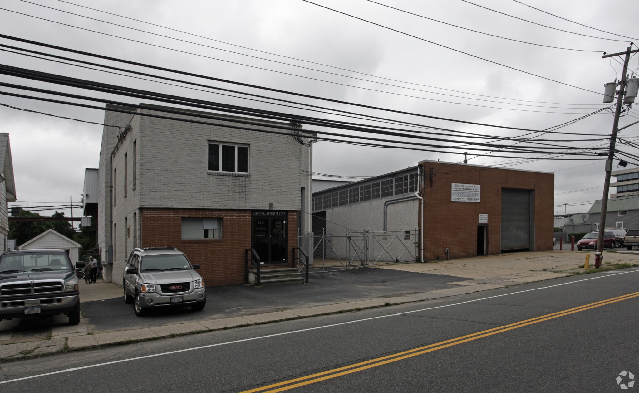 132 Duffy Ave, Hicksville, NY for lease Building Photo- Image 1 of 5