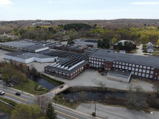 Plus de détails pour White St, Smithfield, RI - Industriel à louer