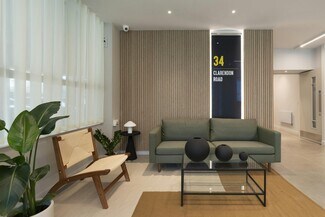 Plus de détails pour 34 Clarendon Rd, Watford - Bureau à louer