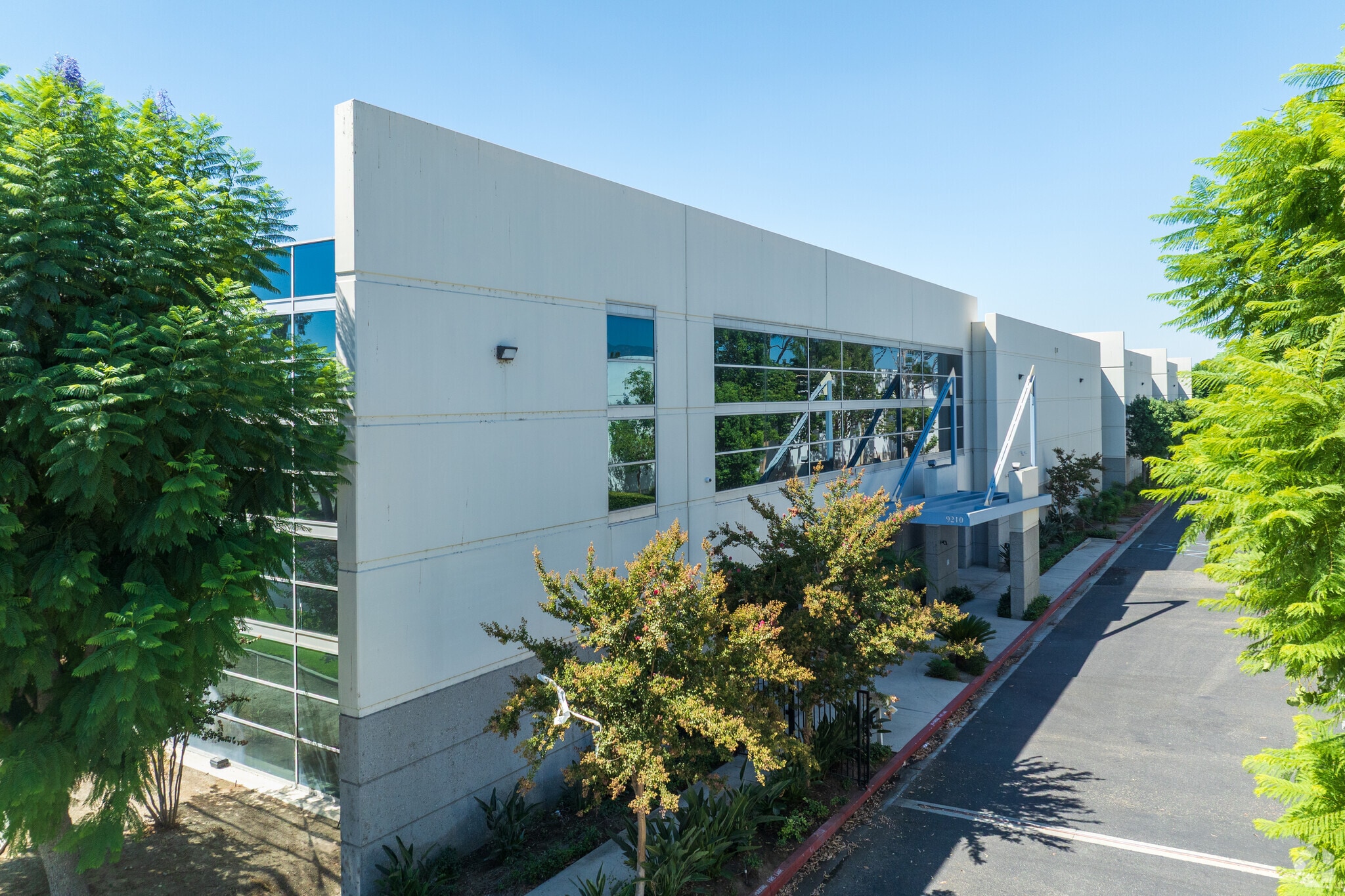 9210 Charles Smith Ave, Rancho Cucamonga, CA for lease Building Photo- Image 1 of 7