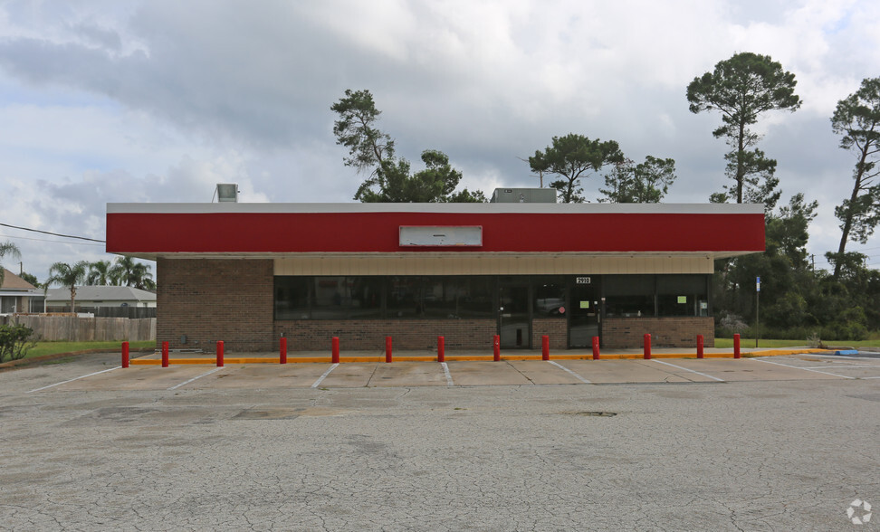 2910 Howland Blvd, Deltona, FL for sale - Building Photo - Image 1 of 1