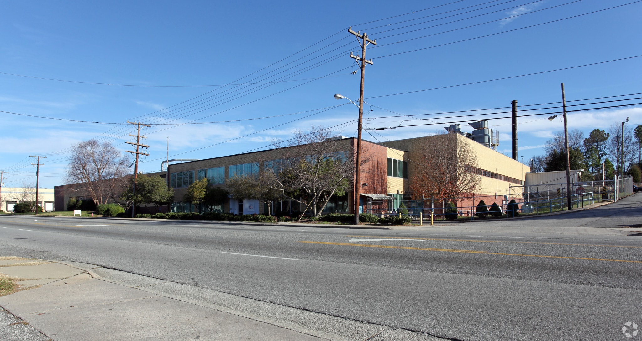 2600 & 2700 East Market St portfolio of 2 properties for sale on LoopNet.ca Building Photo- Image 1 of 3