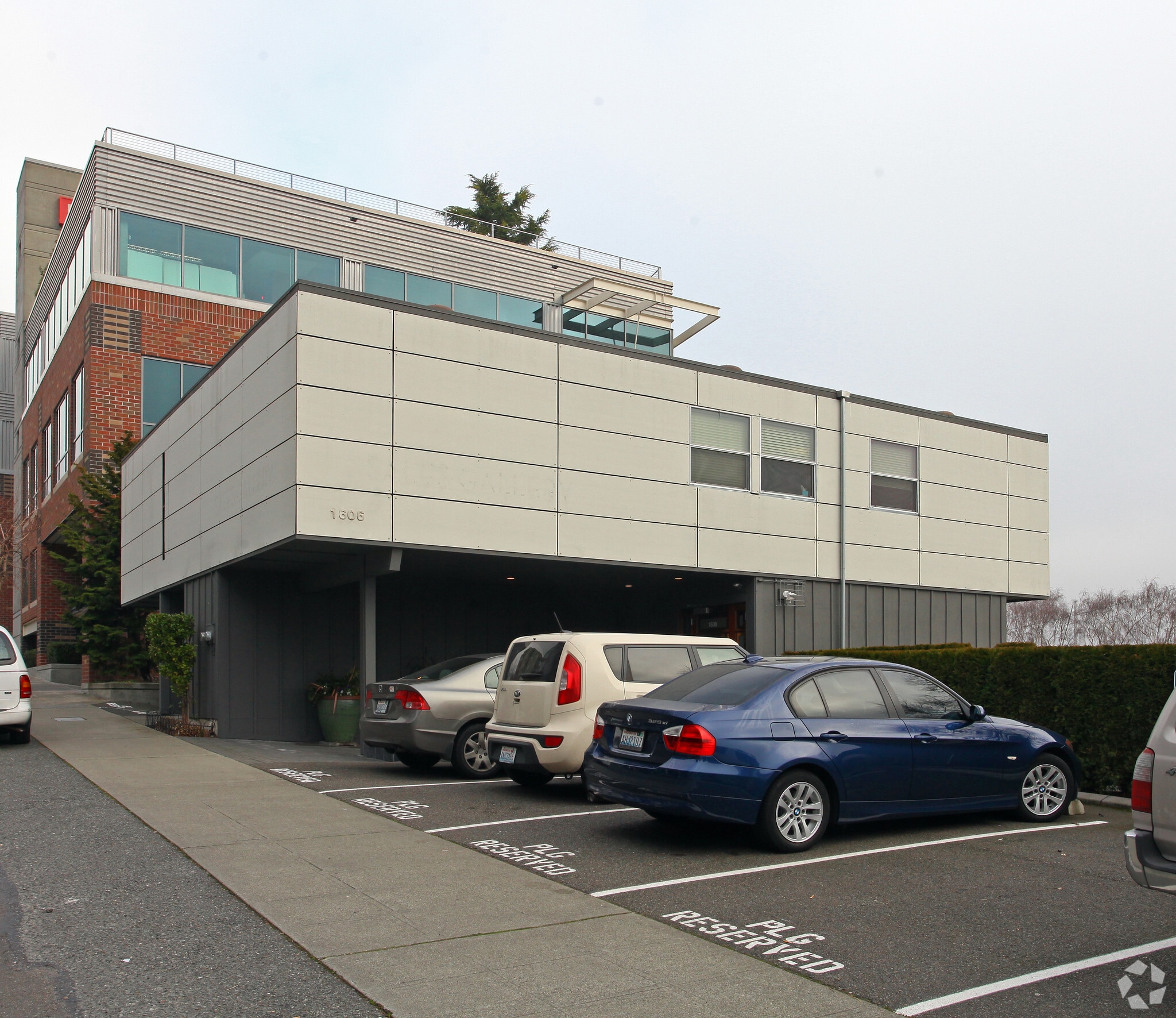 1606 8th Ave N, Seattle, WA for lease Primary Photo- Image 1 of 31