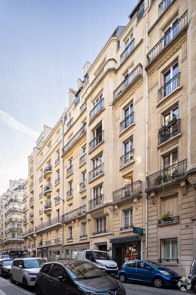 9 Rue Ernest Cresson, Paris for lease - Primary Photo - Image 1 of 11