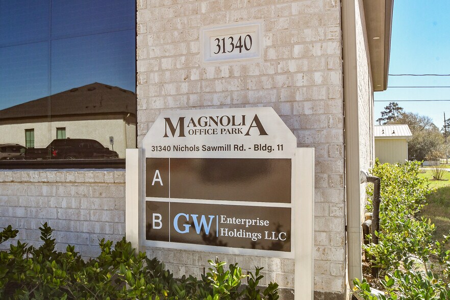 31430 Nichols Sawmill Rd, Magnolia, TX for lease - Building Photo - Image 2 of 31