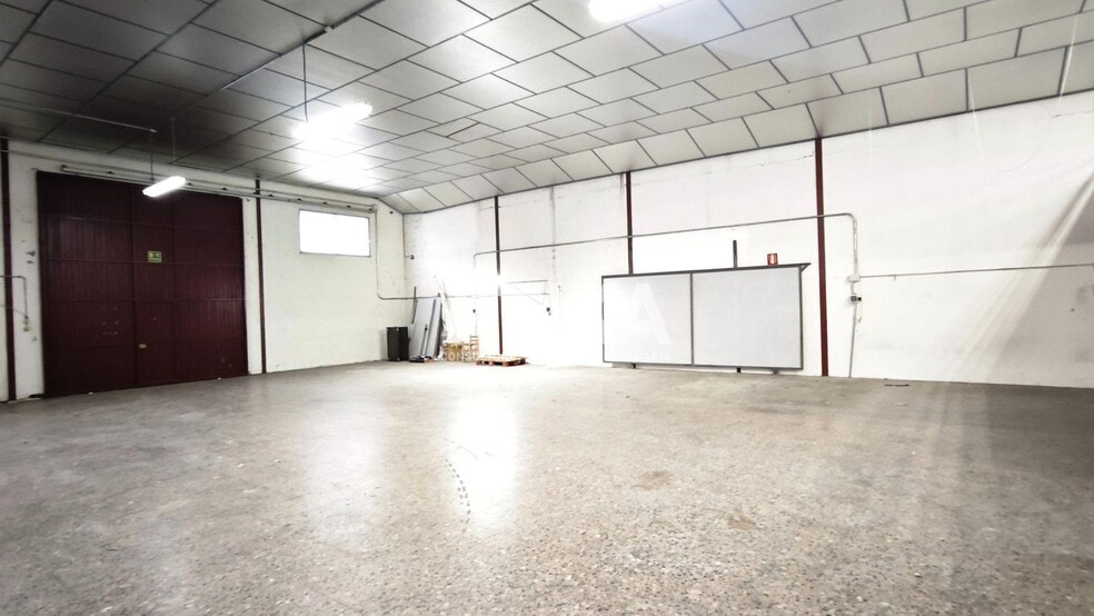 Industrial in Ontinyent, Valencia for lease - Interior Photo - Image 1 of 14