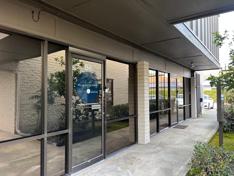 5637 N Pershing Ave, Stockton, CA for sale - Building Photo - Image 2 of 24