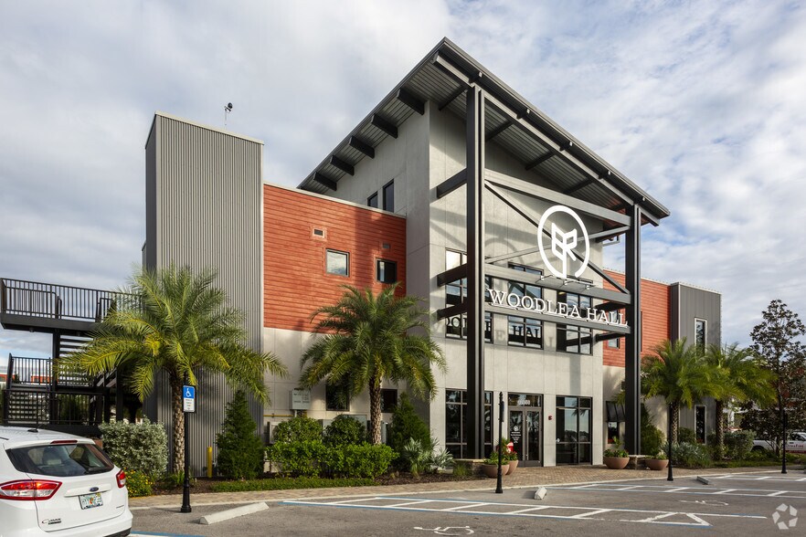 42850 Crescent, Punta Gorda, FL à louer - Photo du bâtiment - Image 2 de 3