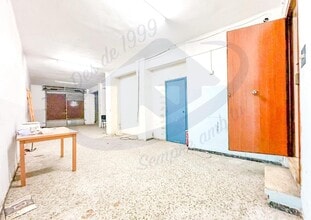 Retail in Barberà del Vallès, Barcelona for lease Interior Photo- Image 1 of 3