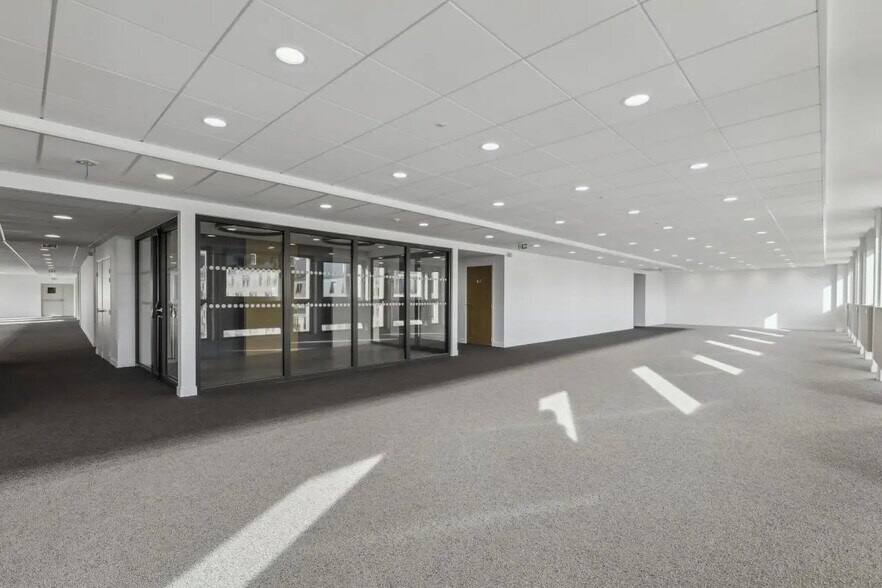 21 Rue Des Ardennes, Paris à louer - Photo du bâtiment - Image 2 de 34