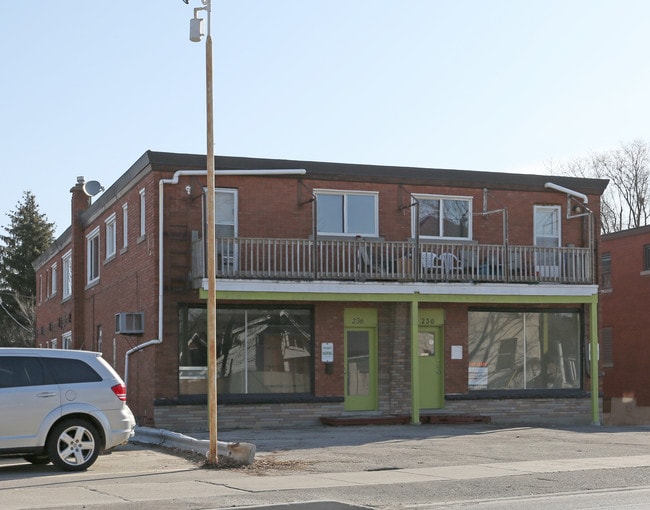 Plus de détails pour 228-236 Margaret Av, Kitchener, ON - Multi-résidentiel à vendre