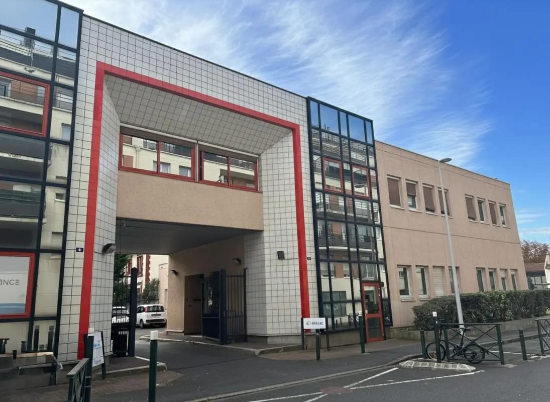 4 Rue De L'Abbe Hazard, Nanterre for lease Building Photo- Image 1 of 13