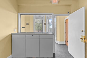 28 E 25th St, Baltimore, MD for lease Interior Photo- Image 2 of 10