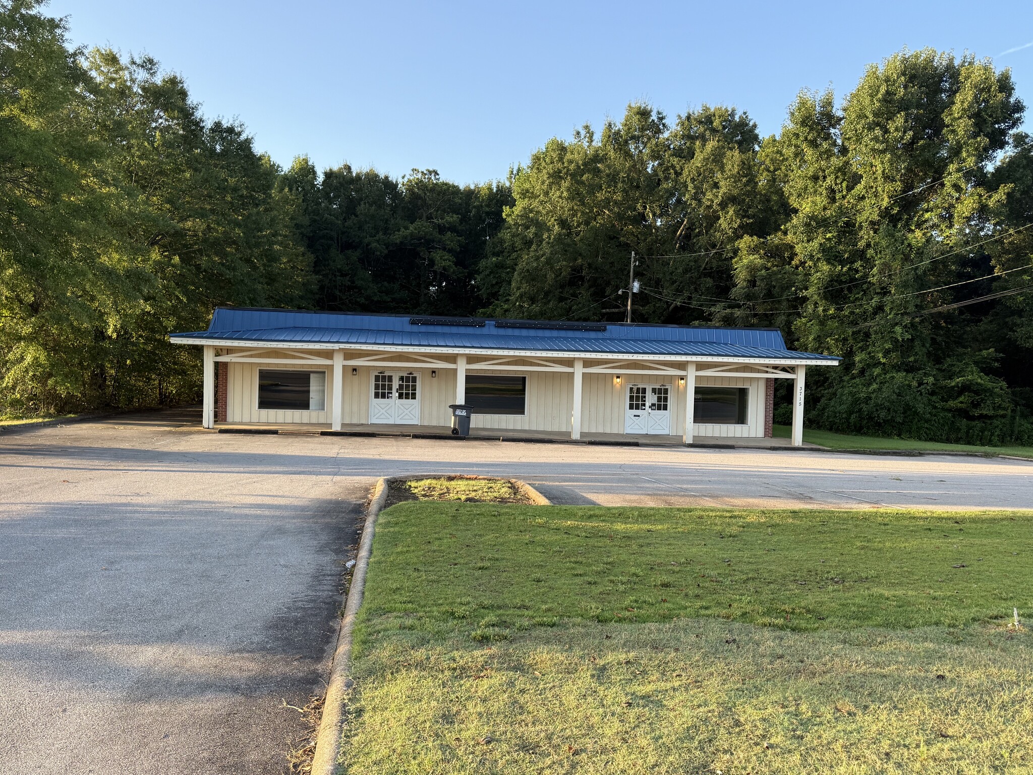 3713-3715 Pepperell Pky, Opelika, AL for lease Building Photo- Image 1 of 19