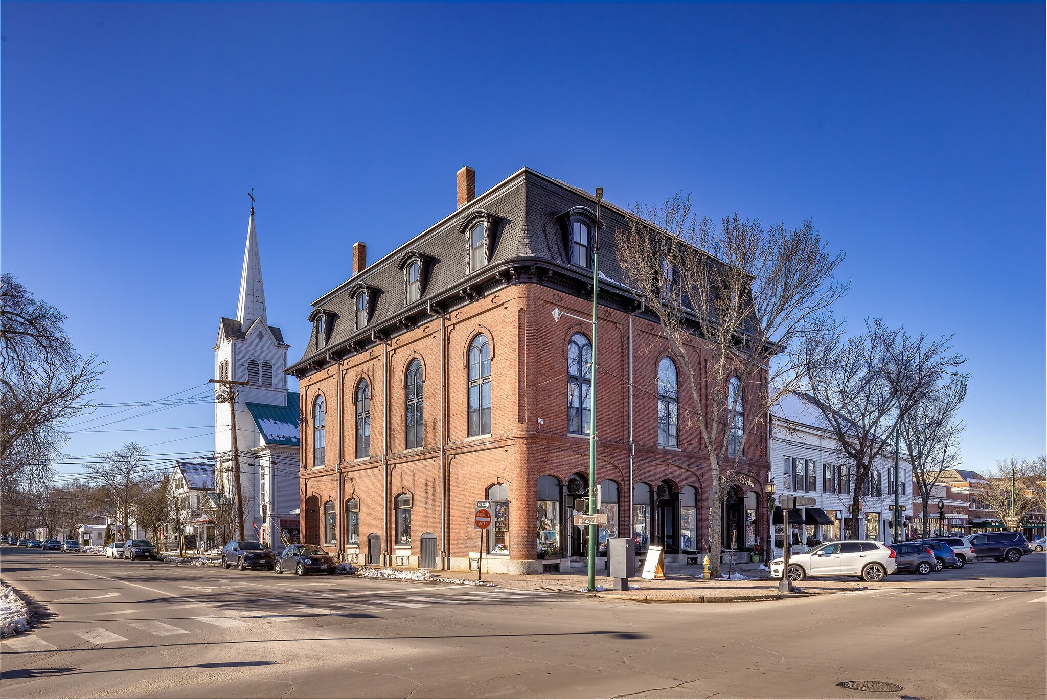 2 Pleasant St, Brunswick, ME à louer Photo du bâtiment- Image 1 de 32