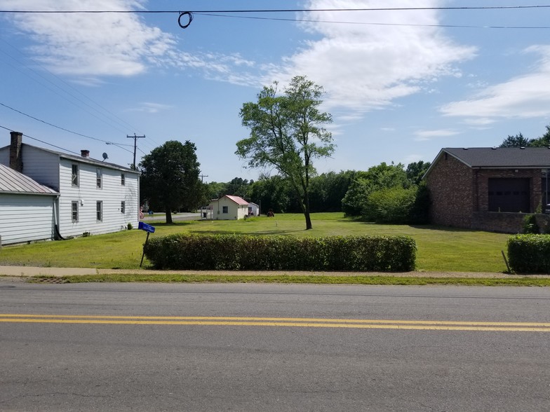 100 W Main St, Remington, VA à vendre - Photo du bâtiment - Image 1 de 1