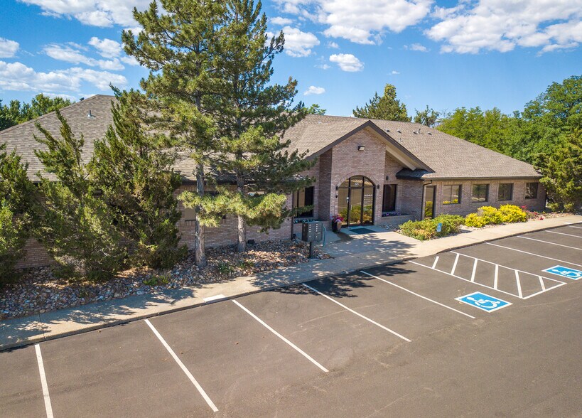 325 W South Boulder Rd, Louisville, CO à louer - Photo du bâtiment - Image 2 de 14