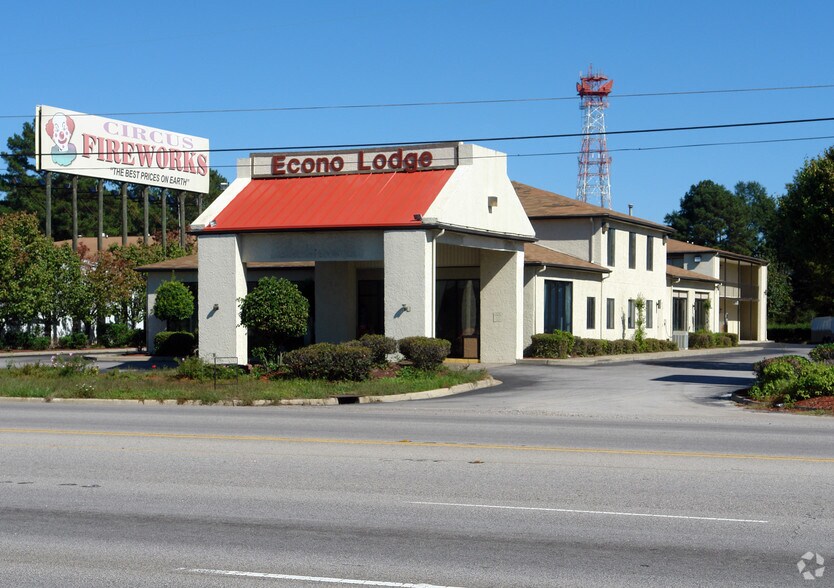 1811 W Lucas St, Florence, SC à vendre - Photo du bâtiment - Image 2 de 73