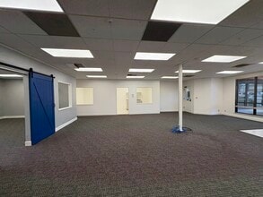 5 Financial Plz, Napa, CA à louer Photo intérieure- Image 2 de 4