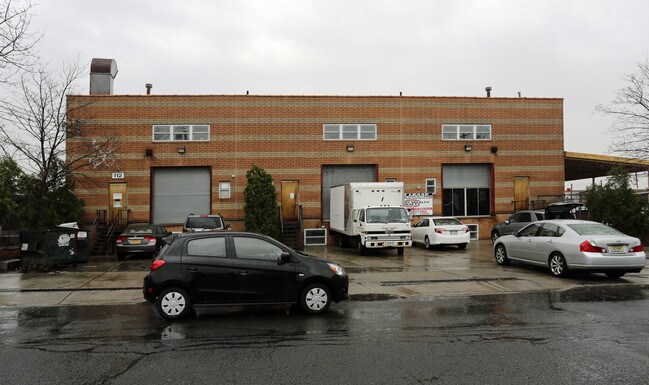 More details for 112 Industrial Loop, Staten Island, NY - Industrial for Lease