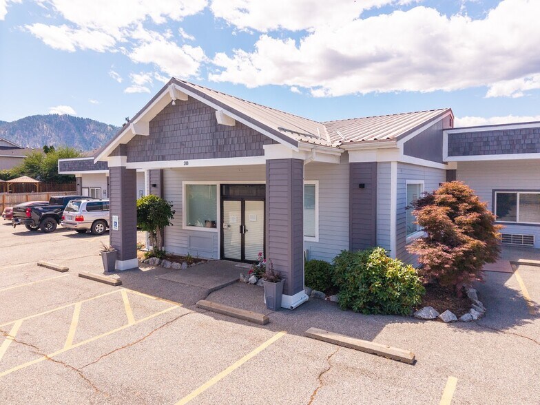 200 Wapato Ct, Manson, WA à vendre - Photo principale - Image 2 de 25